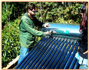 Bosque solar hot water heater